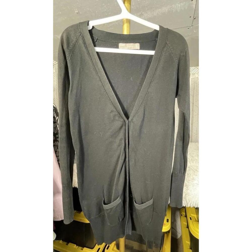 ZARA Women’s Black Button Front Cardigan Sweater Size S Lightweight Knit Pockets